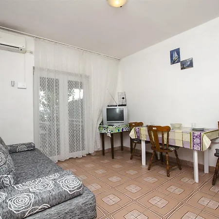 Anka Apartment
