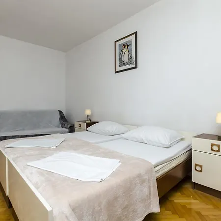 Anka Apartment *